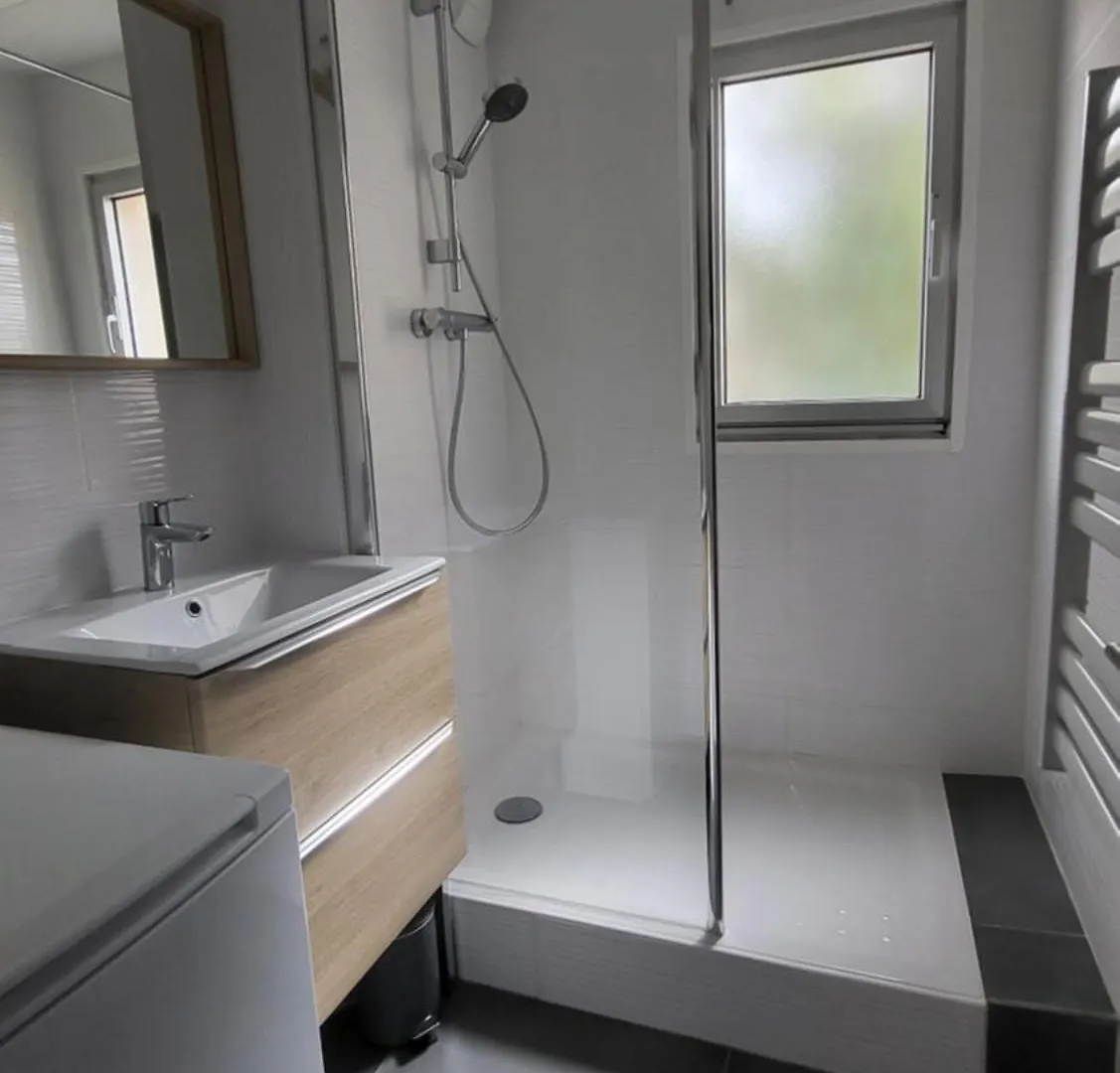 Appartement De 50 M2 Cosy Et Moderne A 100 M De La Plage Сен-Мандрие-сюр-Мер Апартаменты